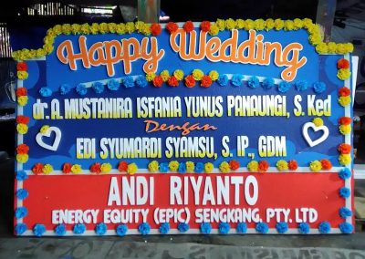 Papan bunga ucapan selamat wedding sengkang