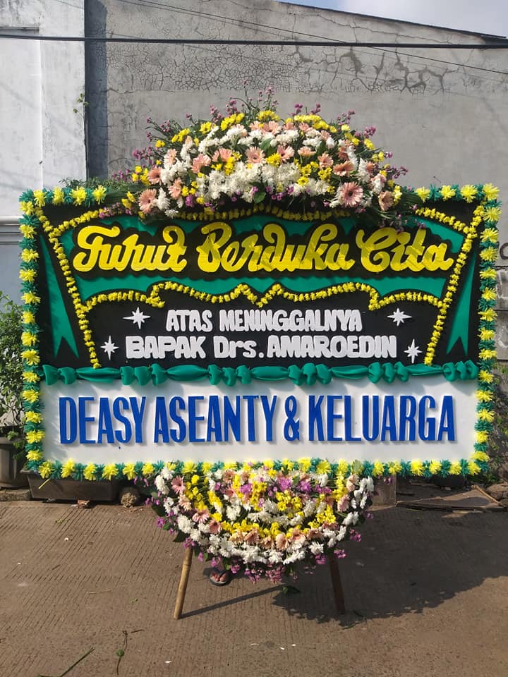 Toko Papan Bunga Wedding di Jakarta Selatan
